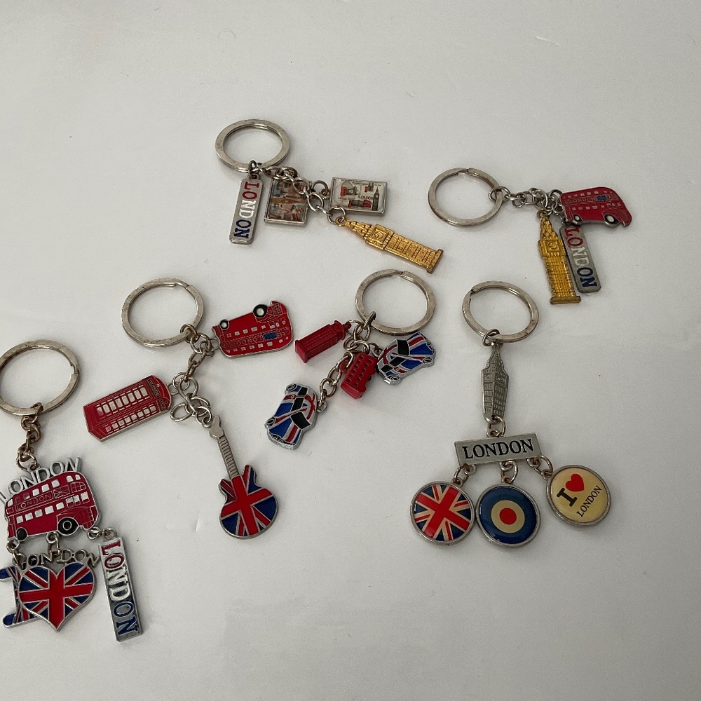 6 VINTAGE LONDON KEYRINGS DOUBLE DECKER BIG BEN MINI COOPER